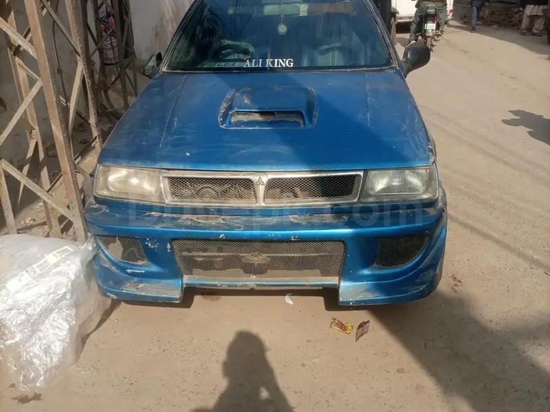 Mitsubishi Lancer 1989