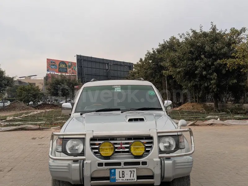 Mitsubishi Pajero 1996
