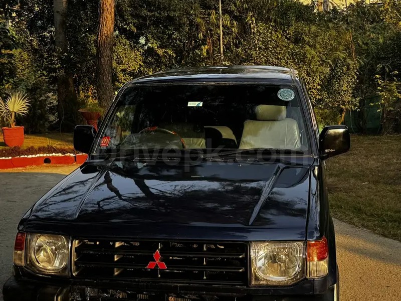Mitsubishi Pajero 1999