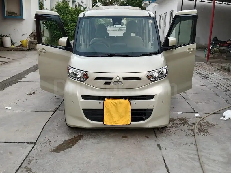 Mitsubishi EK Space Custom 2021