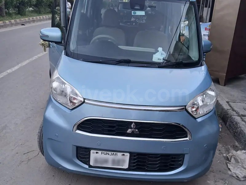 Mitsubishi EK Space Custom 2019