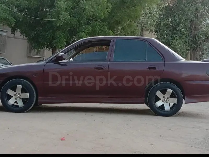 Mitsubishi Lancer 1993