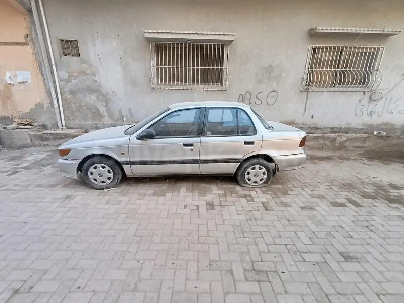 Mitsubishi Lancer 1990