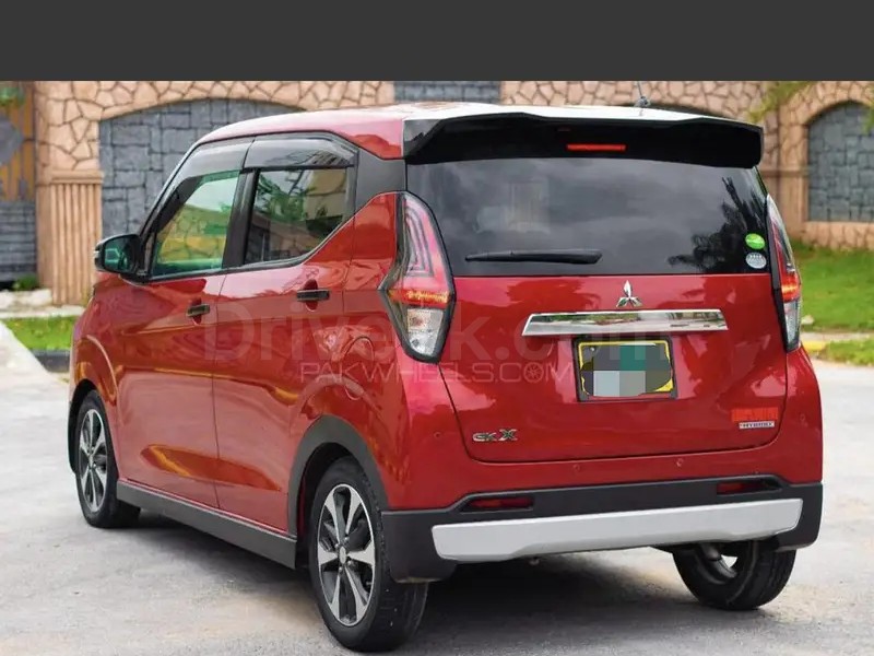 Mitsubishi Ek X 2019