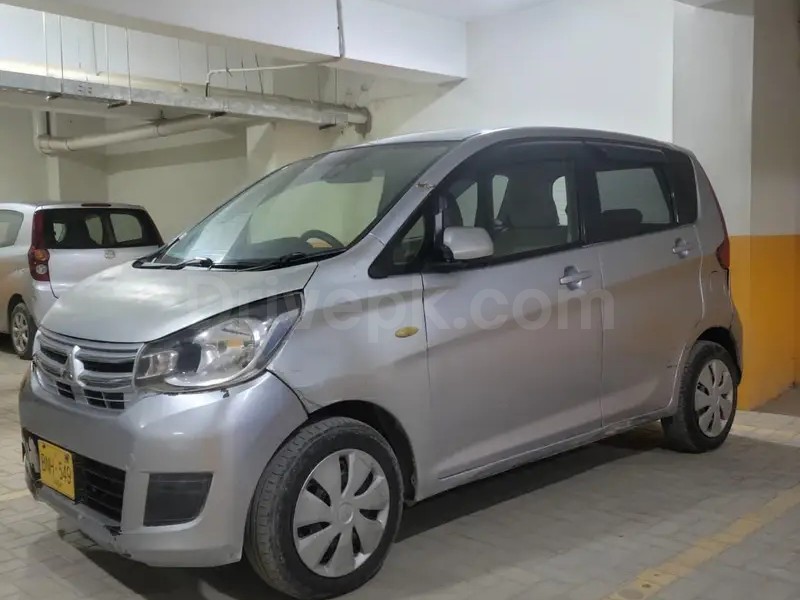 Mitsubishi Ek Wagon 2015