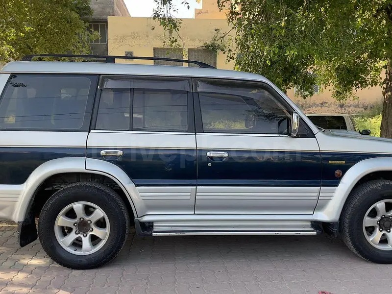 Mitsubishi Pajero 2008