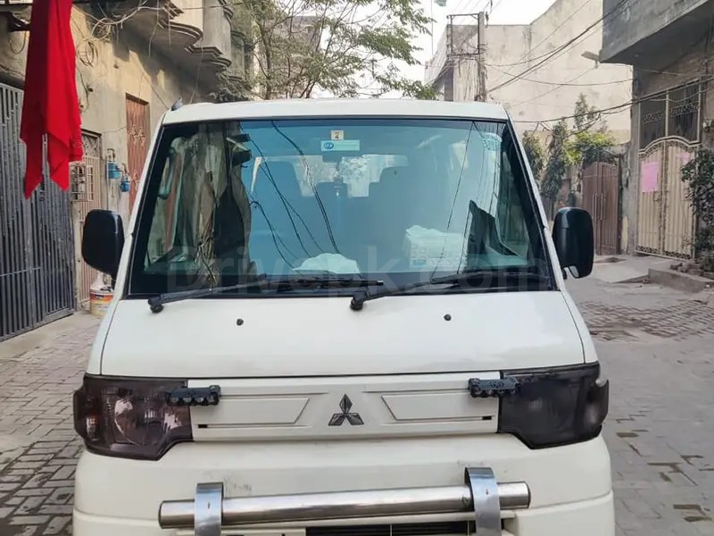 Mitsubishi Other 2017