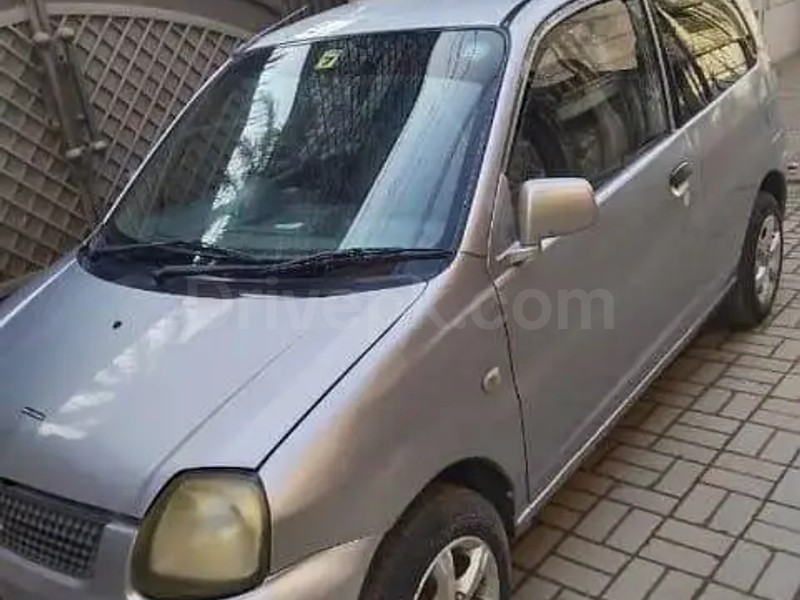 Mitsubishi Minica 2008