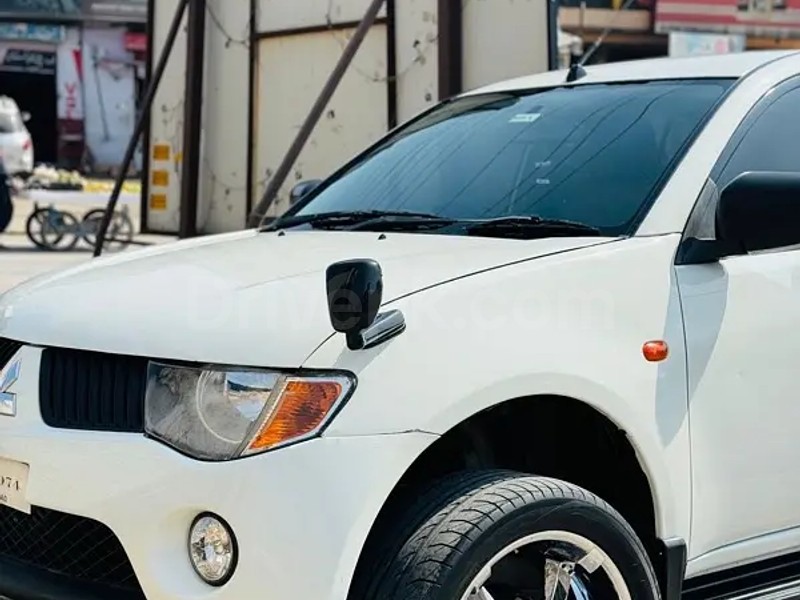 Mitsubishi L200 2007