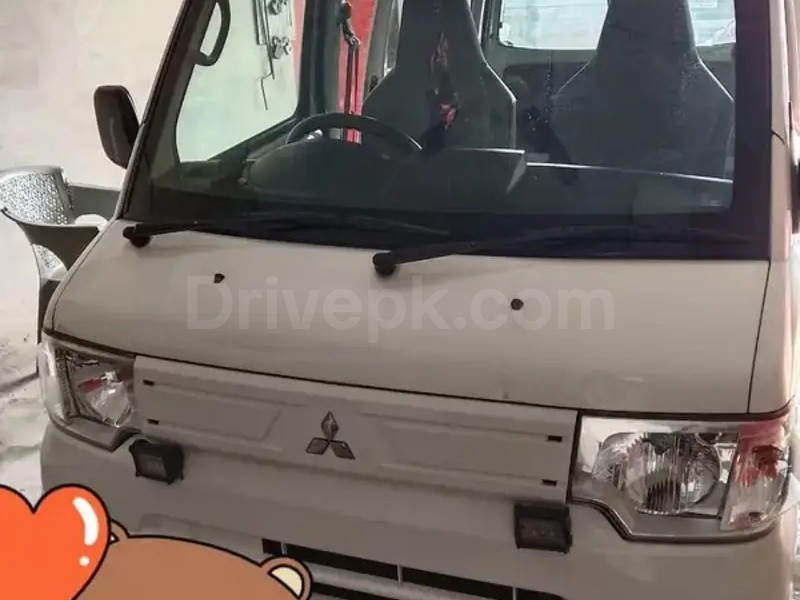 Mitsubishi Minicab Bravo 2018