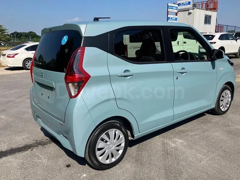 Mitsubishi Ek Wagon 2022