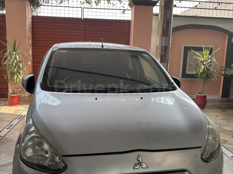 Mitsubishi Mirage 2012