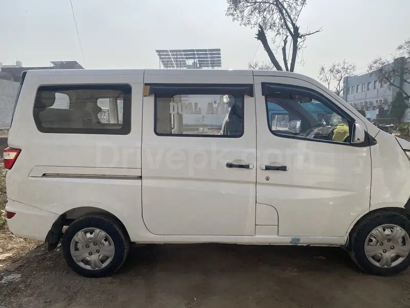 Changan Karvaan 2019