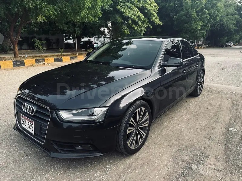 Audi A4 2014