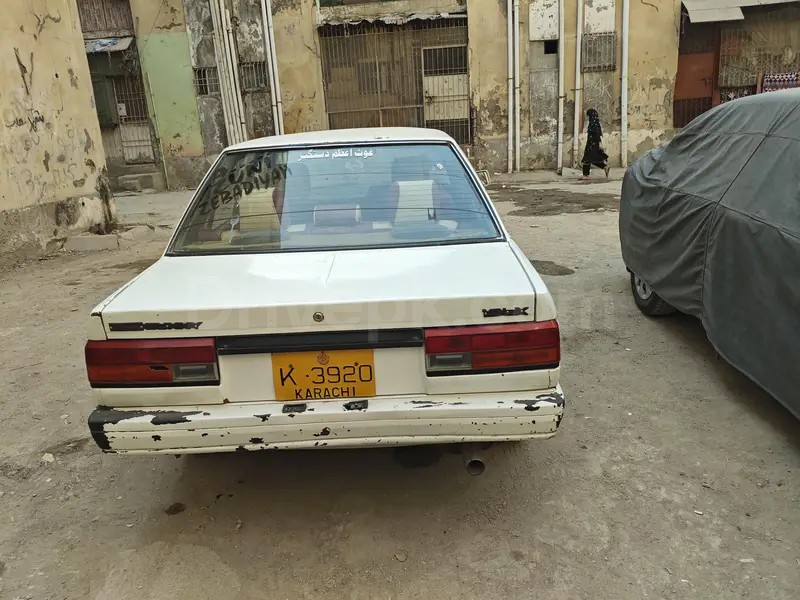Nissan Sunny 1988