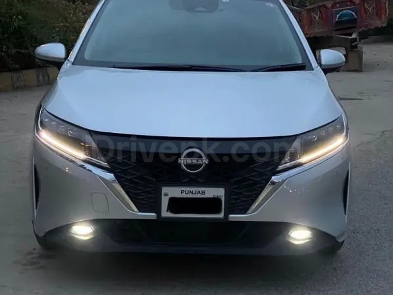 Nissan Note E Power 2021