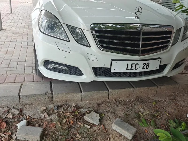 Mercedes E Class 2010