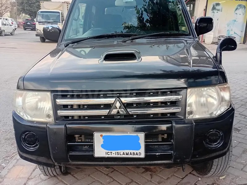 Mitsubishi Pajero Mini 2017