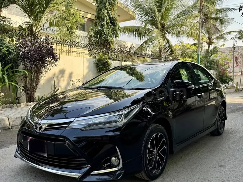 Toyota Altis Grande 2023