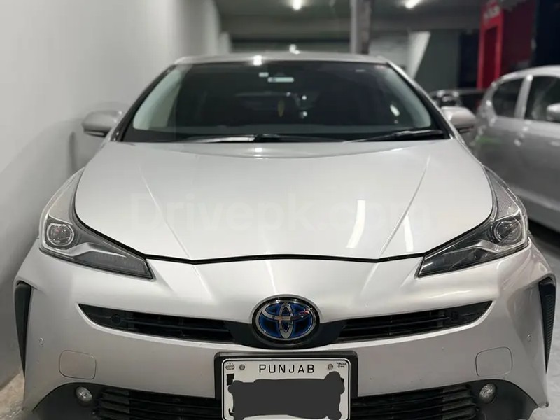 Toyota Prius 2021