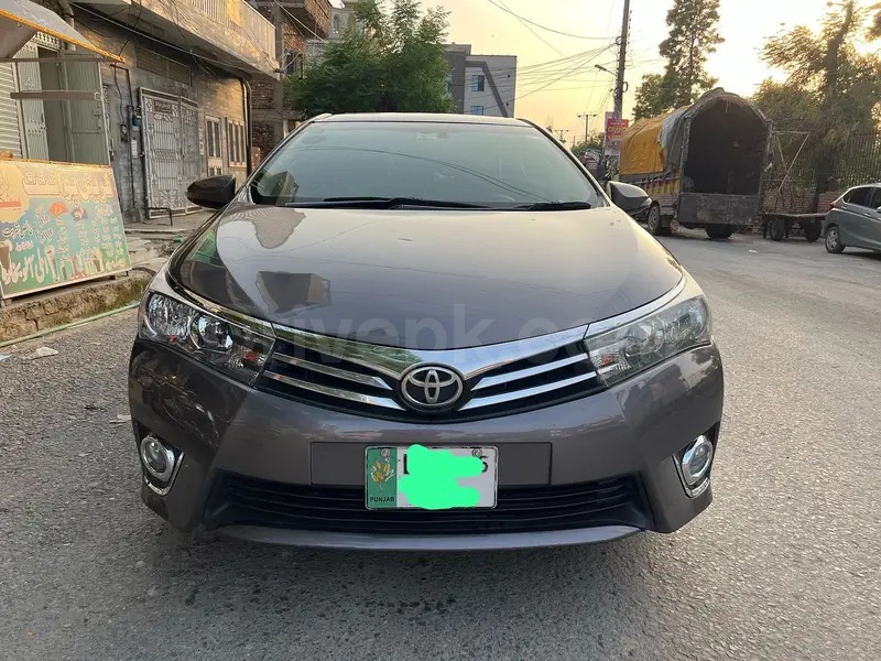 Toyota Altis Grande 2015