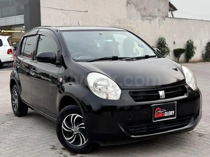 Toyota Passo 2010