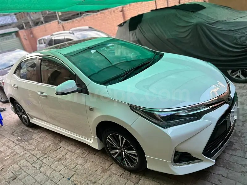 Toyota Altis Grande 2021
