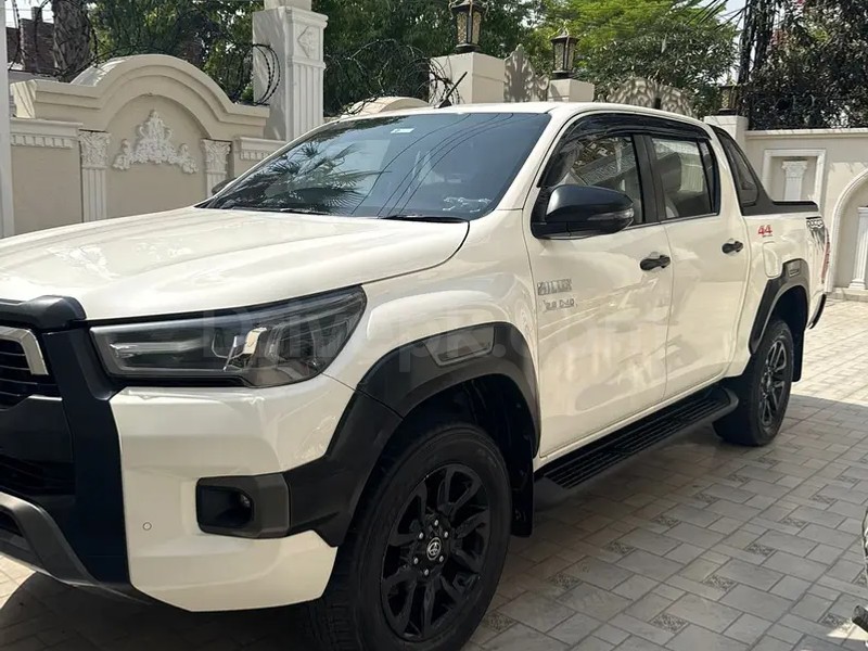 Toyota Hilux 2022