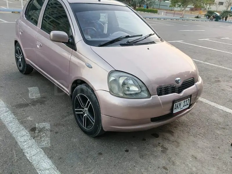 Toyota Vitz 2003