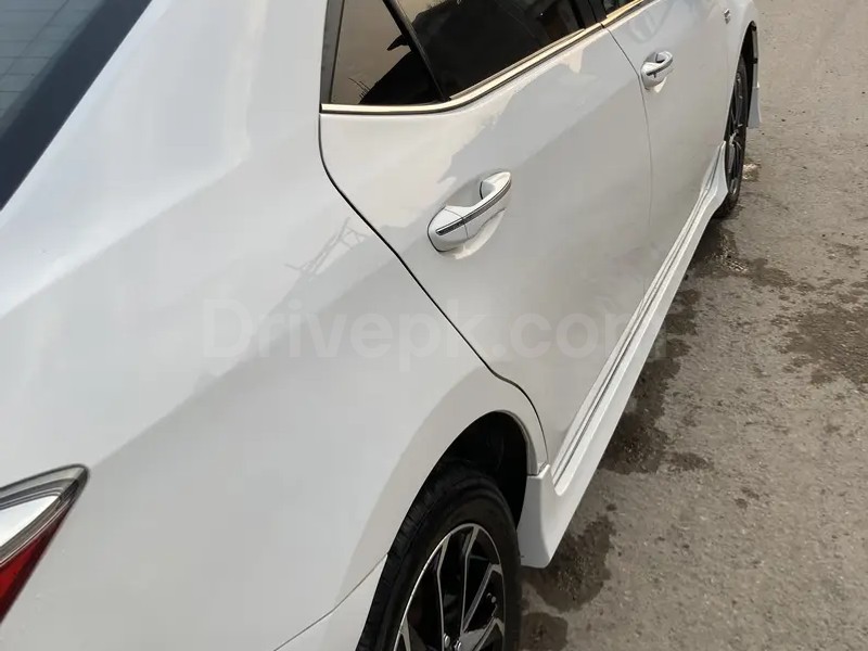 Toyota Altis Grande 2021