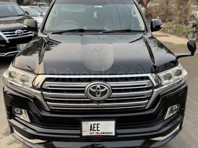 Toyota Land Cruiser 2012