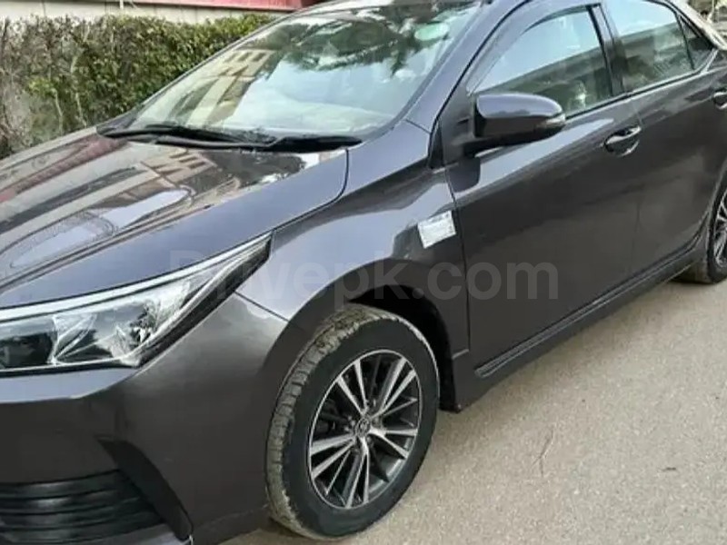 Toyota Corolla Altis 2025