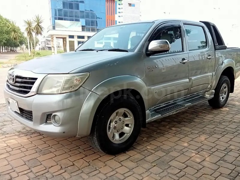 Toyota Hilux 2013
