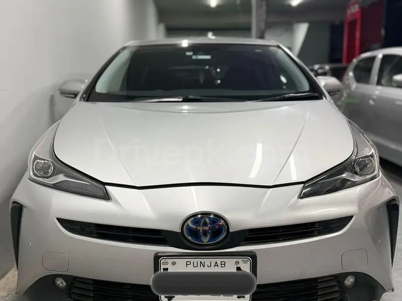 Toyota Prius 2021