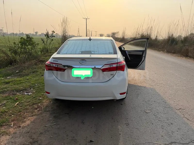 Toyota Corolla GLI 2015