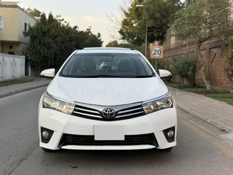 Toyota Altis Grande 2015
