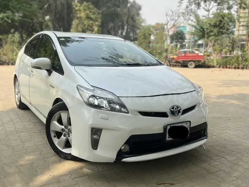 Toyota Prius 2012
