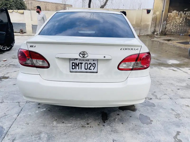 Toyota Corolla XLI 2004