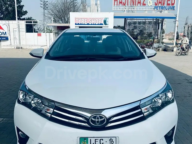Toyota Corolla Altis 2015