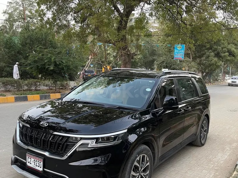 KIA GRAND CARNIVAL 2021