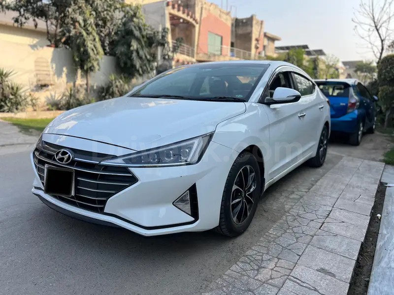 Hyundai Elantra 2021
