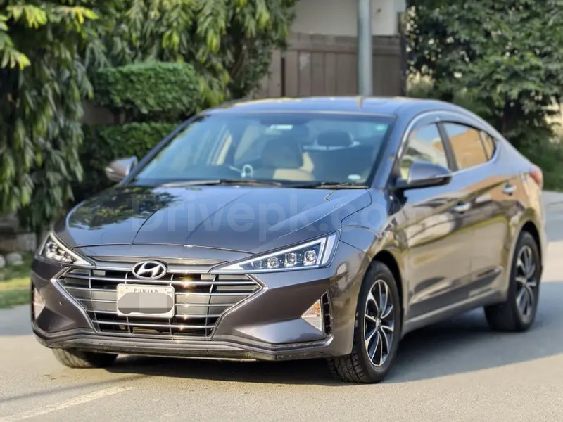 Hyundai Elantra 2023