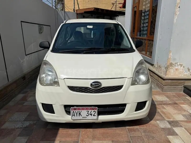 Daihatsu Mira 2008