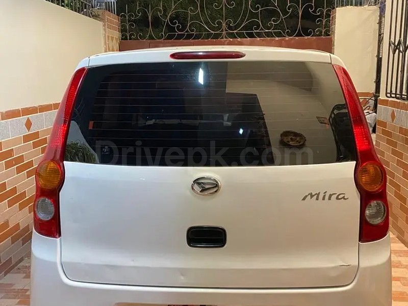 Daihatsu Mira 2015