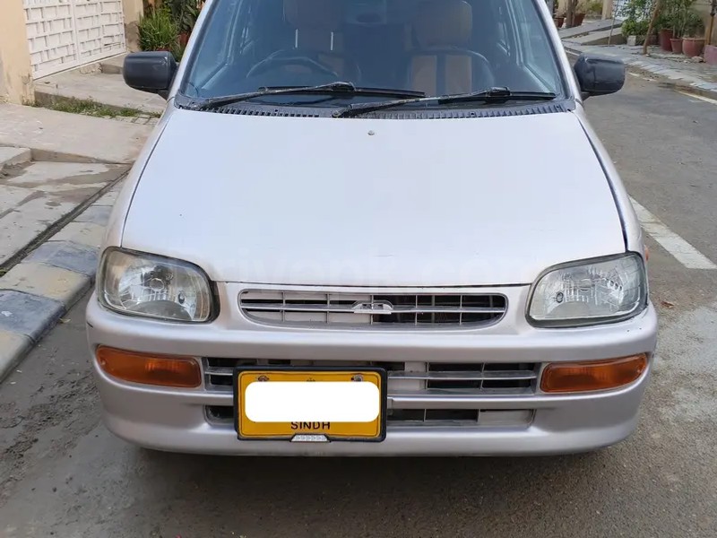 Daihatsu Cuore 2002