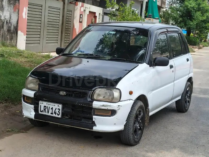 Daihatsu Cuore 2004