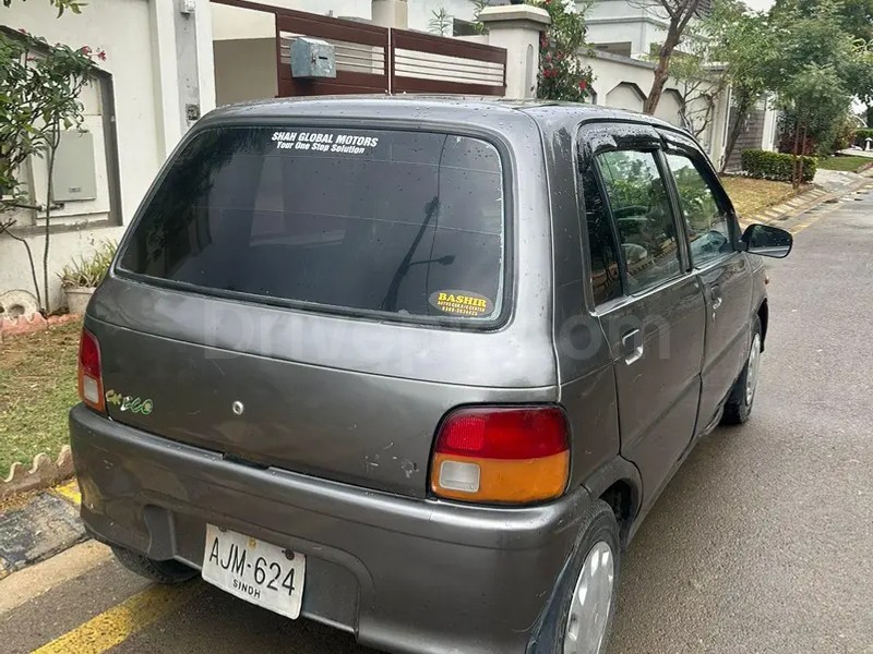 Daihatsu Cuore 2005