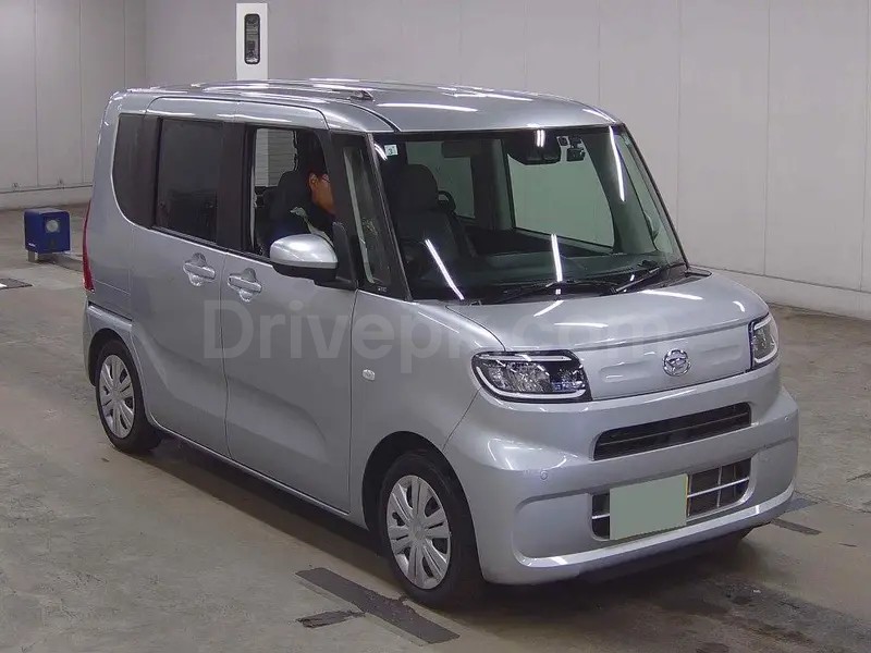 Daihatsu Tanto 2022