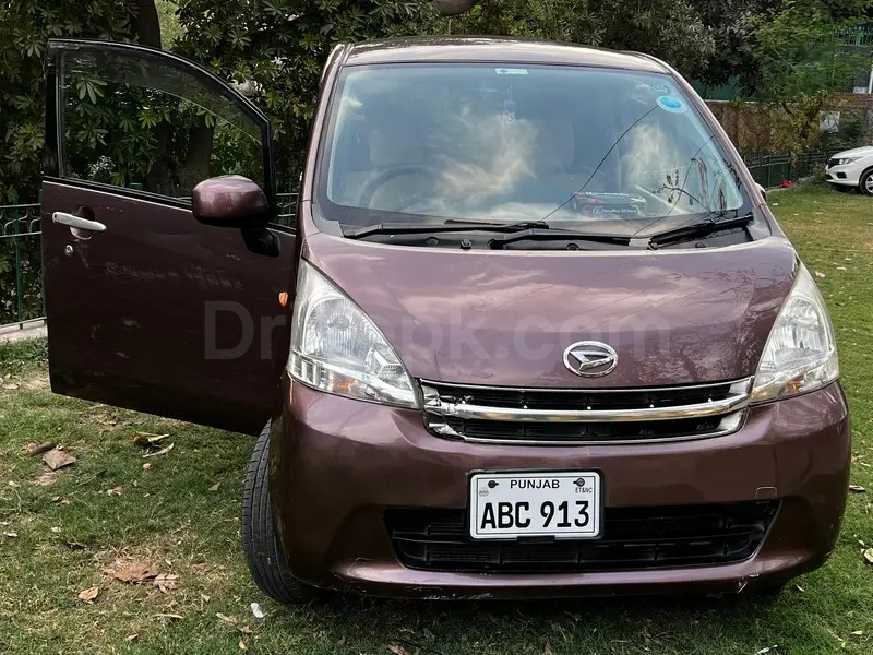 Daihatsu Move 2015