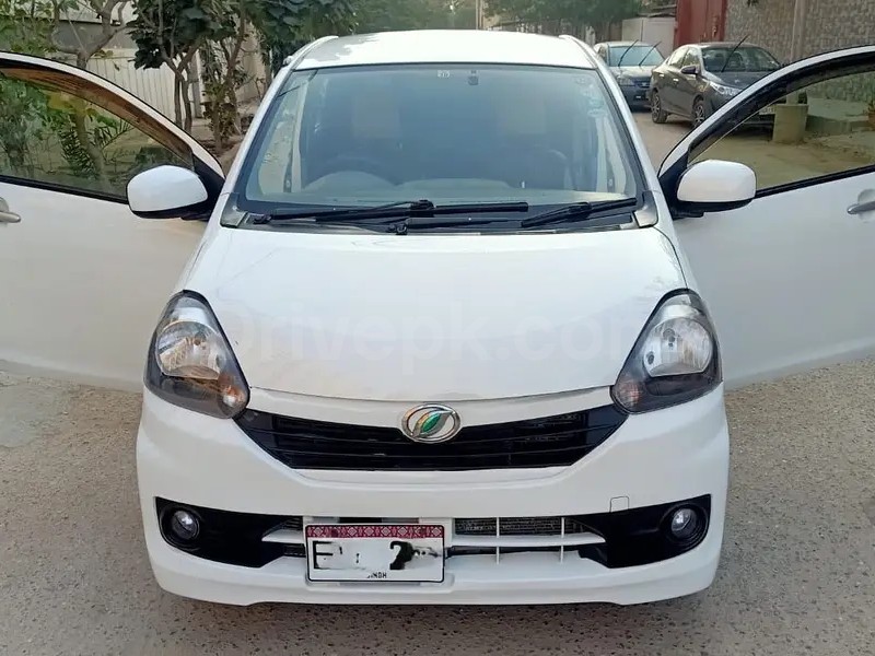 Daihatsu Mira 2014